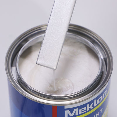 Hoge solide autofinish 1K ruwe witte parel lak hoogglans helder coat mixing systeem hars vloeibare coating spray fabriek