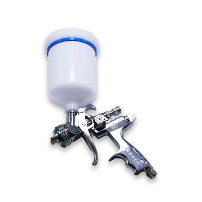 Efficiënte verneveling en uniforme spuiterervaring voor professioneel autolak spuiten